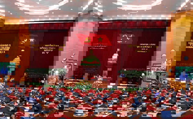 Thông cáo báo chí ngày làm việc thứ nhất Hội nghị Trung ương 2 khoá XIV